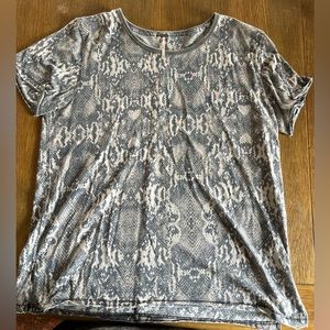NWOT snake skin print free people t-shirt